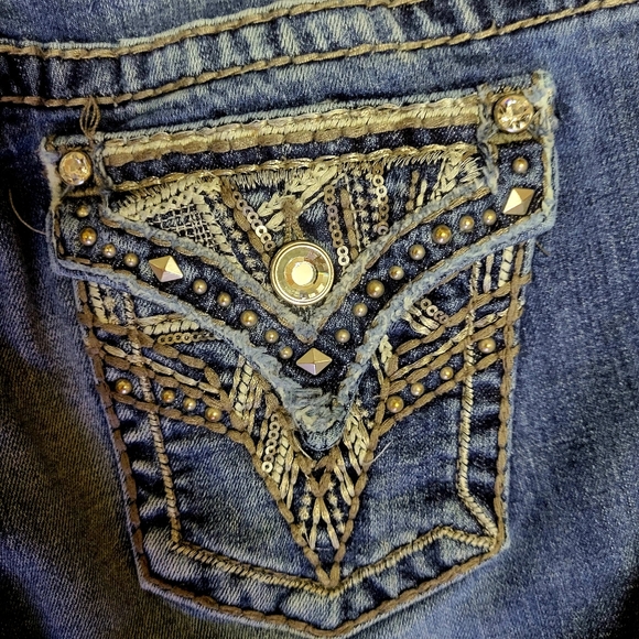Vigoss "The New York Capri" Jeans - Picture 7 of 9